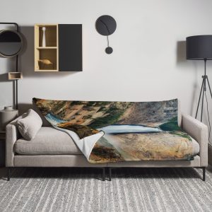 Golden Canyon Throw Blanket – Grand Canyon of the Yellowstone at Sunset